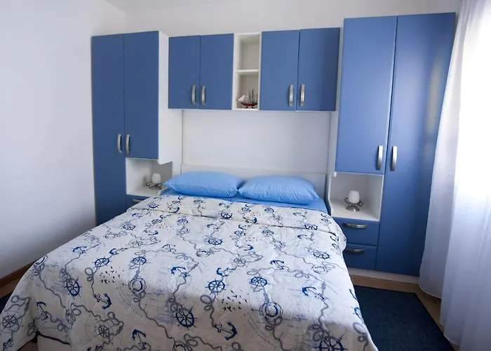 Seaside With A Swimming Pool Zecevo Rtic, - 11869 Rogoznica (Sibenik-Knin)